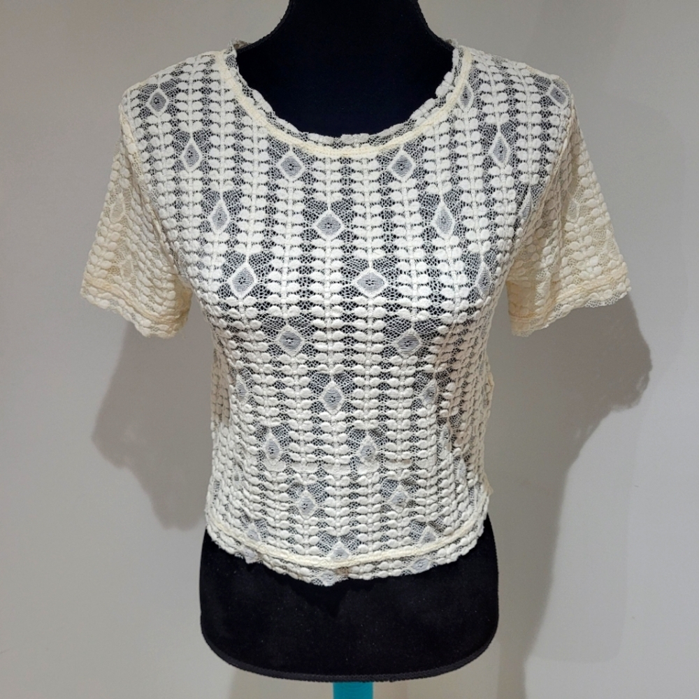 Zara Women's Boho Sheer Lace Cropped Short Sleeve T-Shirt Size Large Cream NEW
